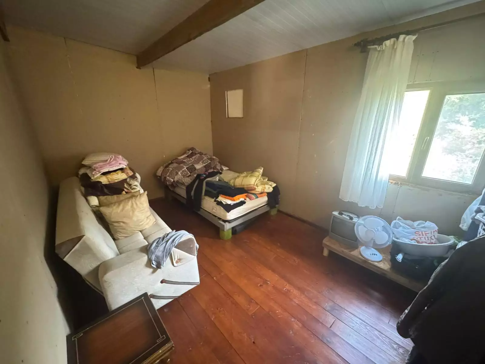 ŞİLEDE SATILIK ÇİFTLİK EVİ ( HAYVANCILIĞA UYGUN )