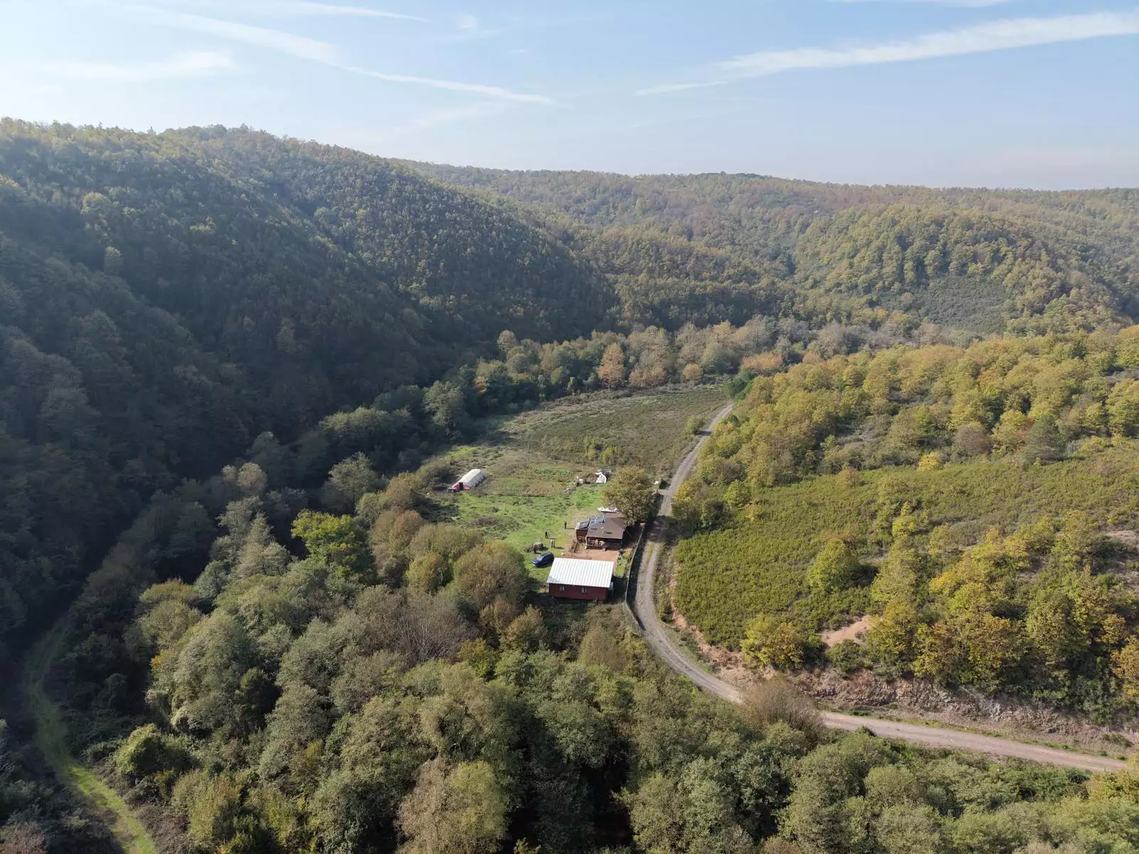 ŞİLEDE SATILIK ÇİFTLİK EVİ ( HAYVANCILIĞA UYGUN )