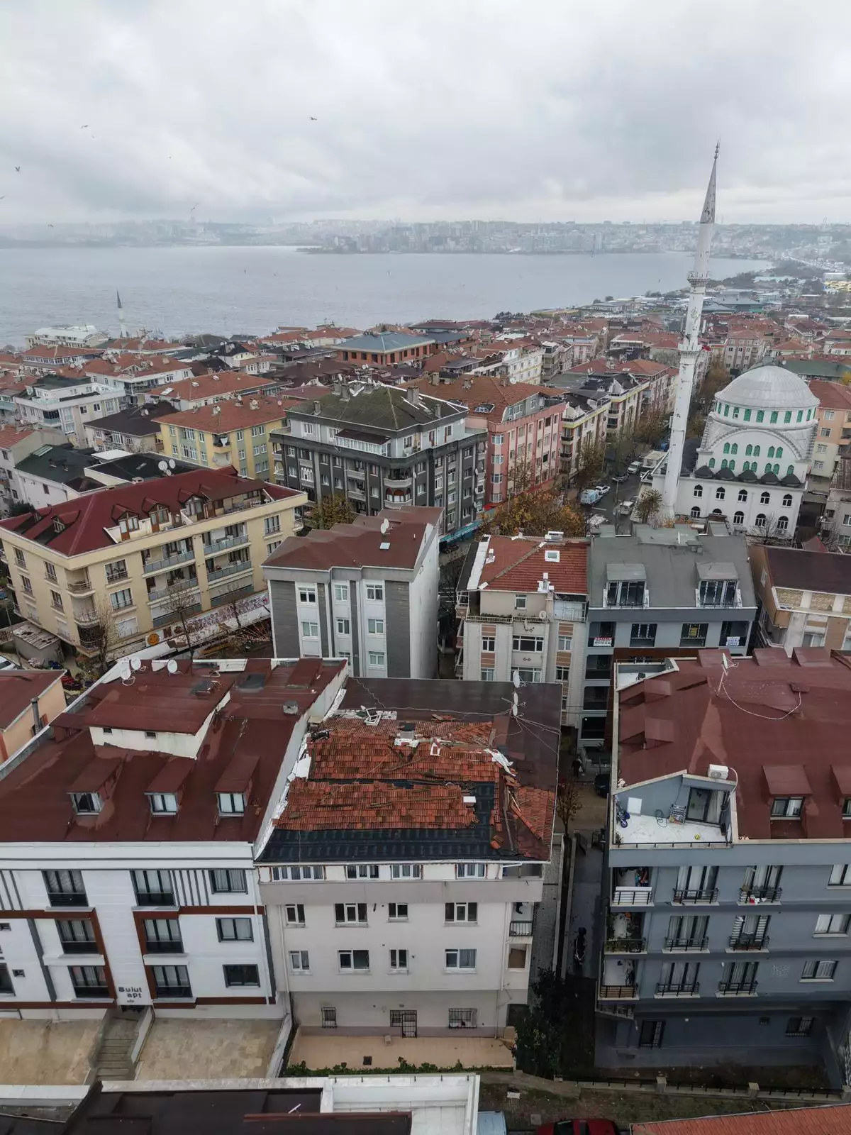 AVCILARDA 2 AYRI GİRİŞLİ SATILIK DUBLEKS DAİRE (ÇATI PİYESİ YOK)