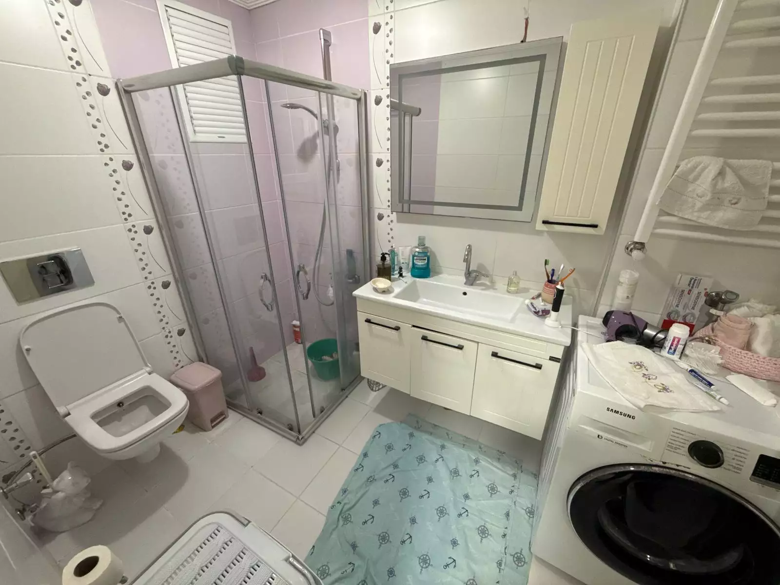 ÜSKÜDAR SAHİLE 5 DK MESAFEDE SATILIK 2+1 DAİRE