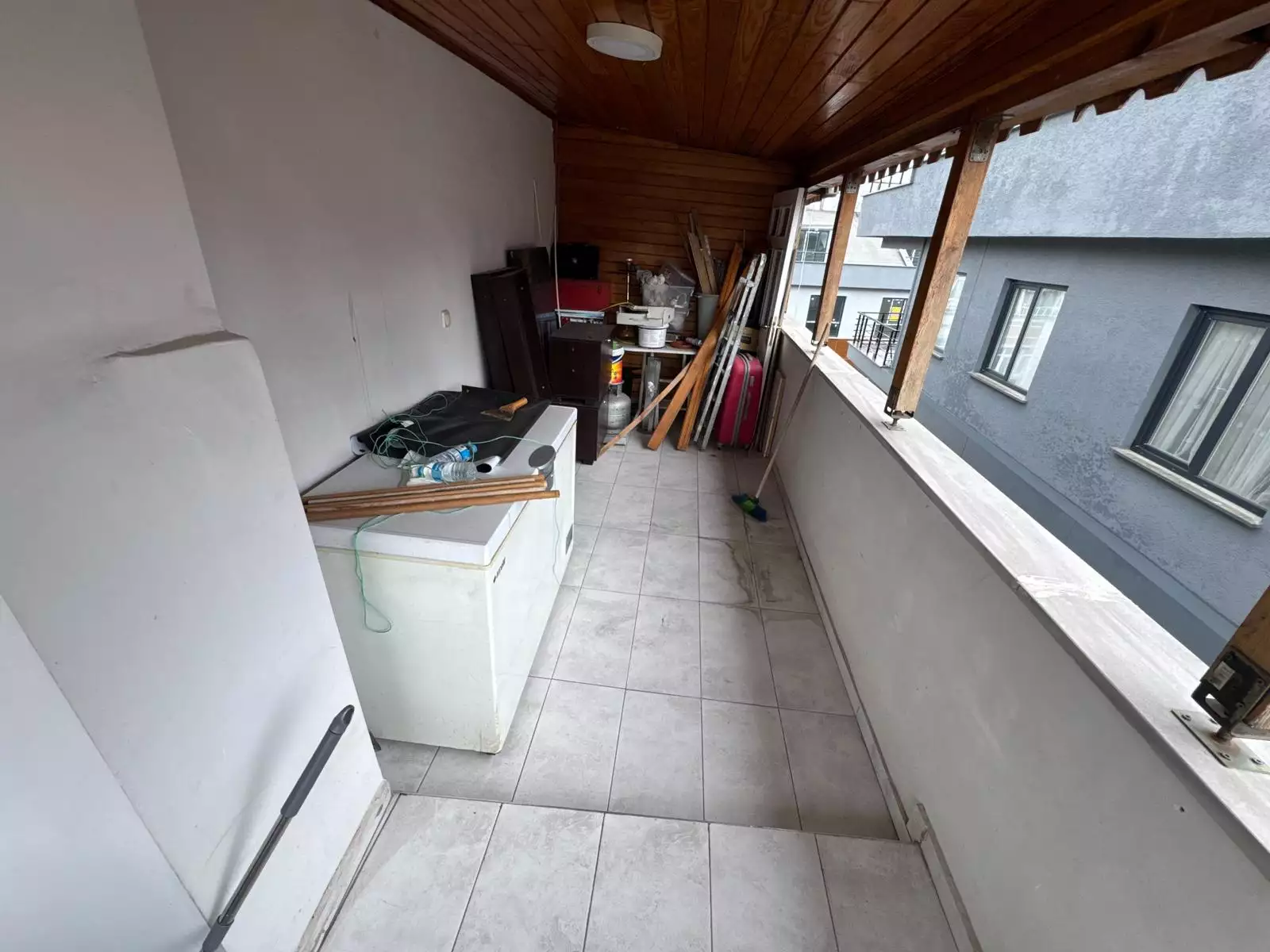 AVCILARDA 2 AYRI GİRİŞLİ SATILIK DUBLEKS DAİRE (ÇATI PİYESİ YOK)