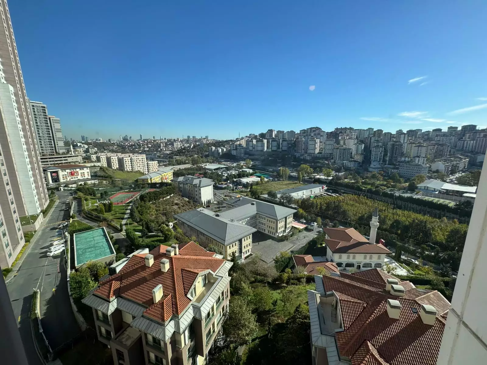 5 LEVENT FİNANSKENT KONUTLARINDA MANZARALI SATILIK 3+1 DAİRE