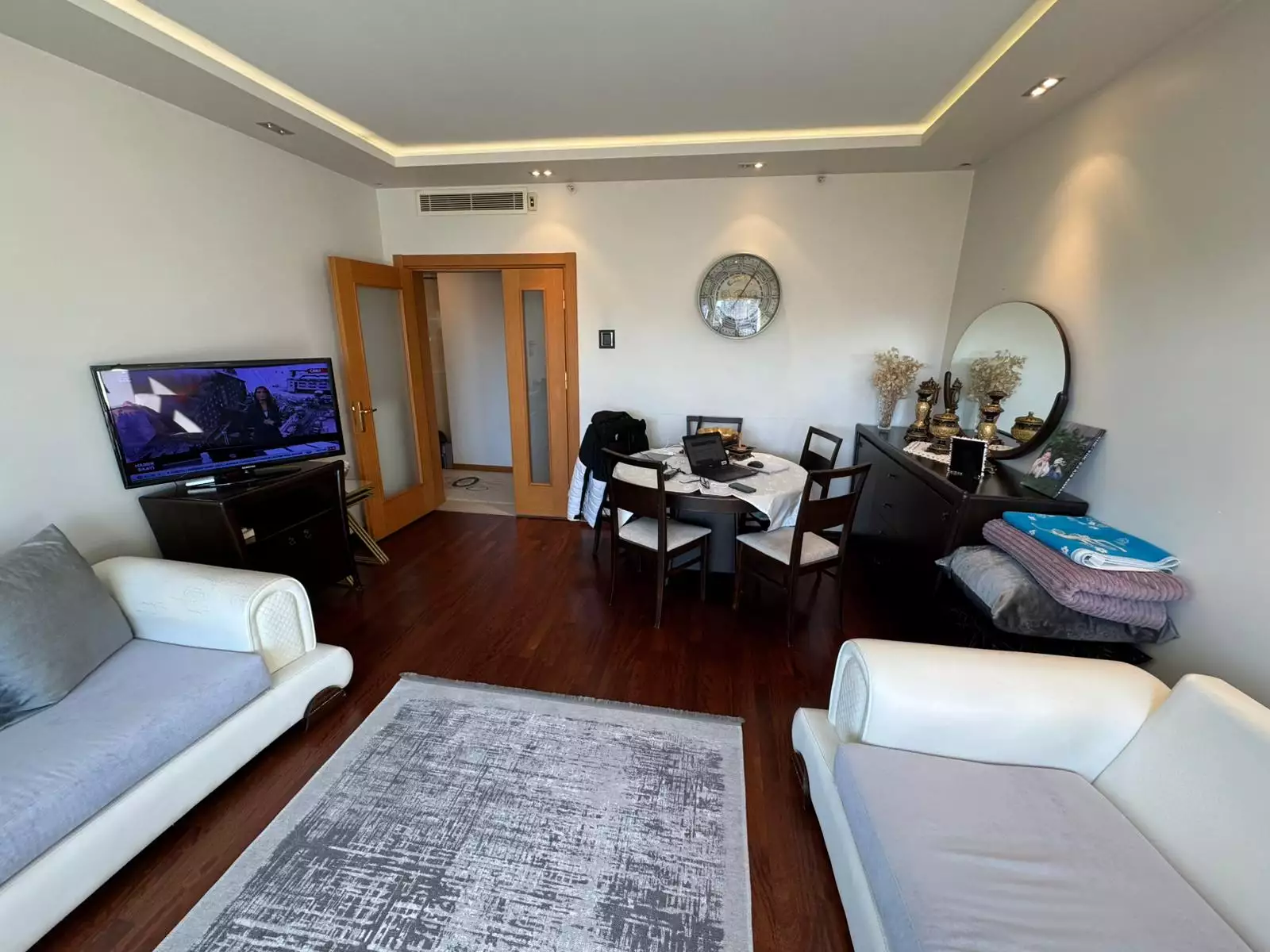 5 LEVENT FİNANSKENT KONUTLARINDA MANZARALI SATILIK 3+1 DAİRE