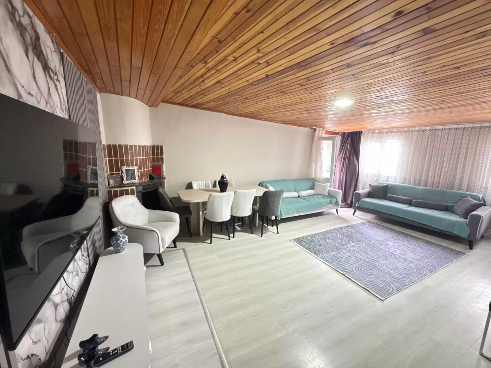 AVCILARDA 2 AYRI GİRİŞLİ SATILIK DUBLEKS DAİRE (ÇATI PİYESİ YOK)