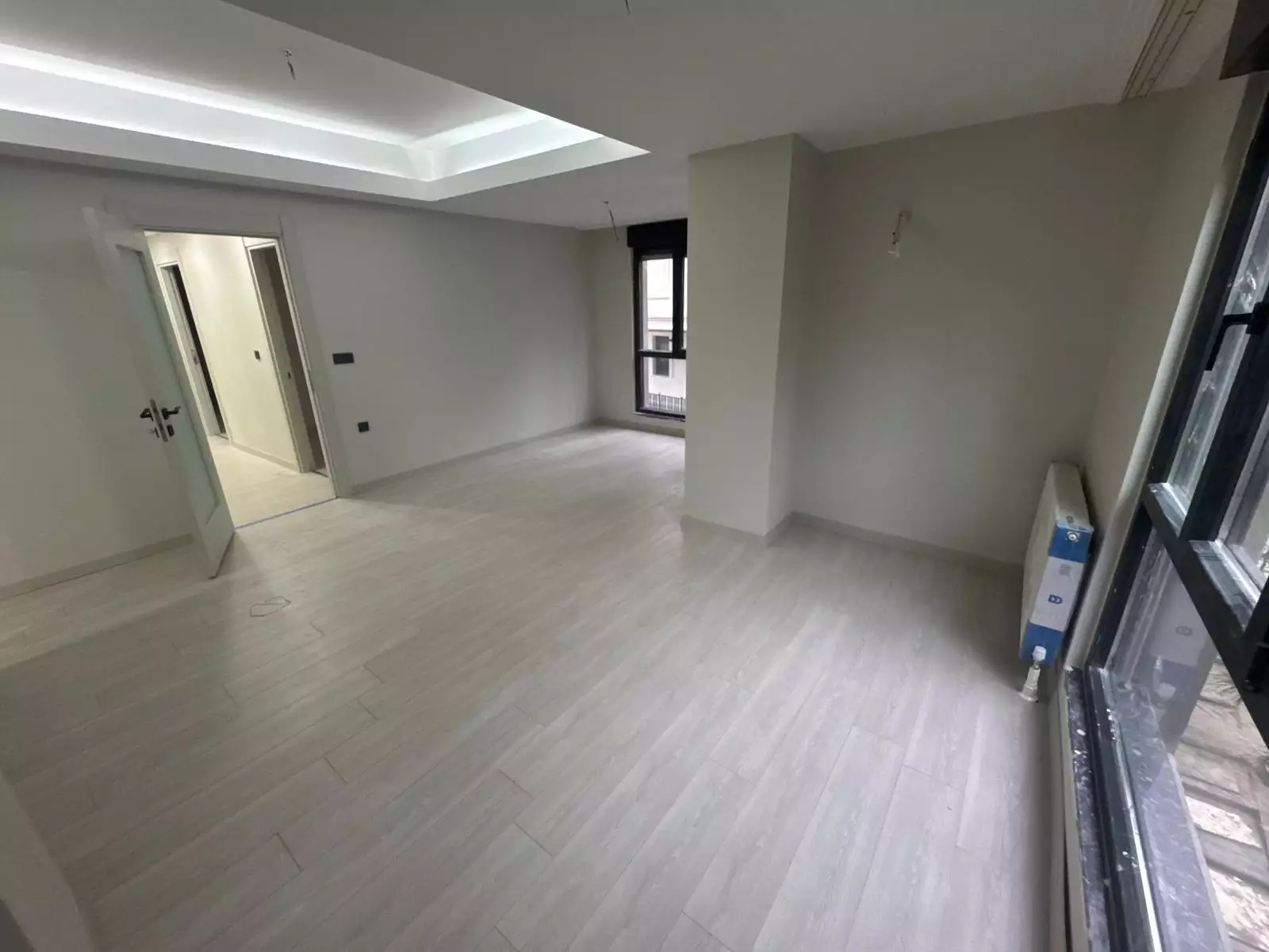 BEŞİKTAŞ DİKİLİTAŞ'TA OTOPARKLI YENİ BİNADA SATILIK 3+1 DAİRE