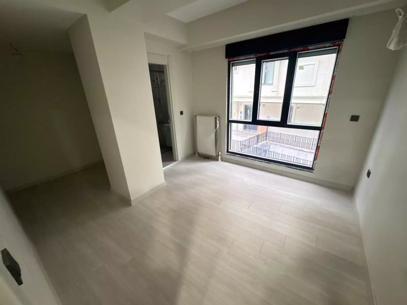 BEŞİKTAŞ DİKİLİTAŞ'TA OTOPARKLI YENİ BİNADA SATILIK 3+1 DAİRE