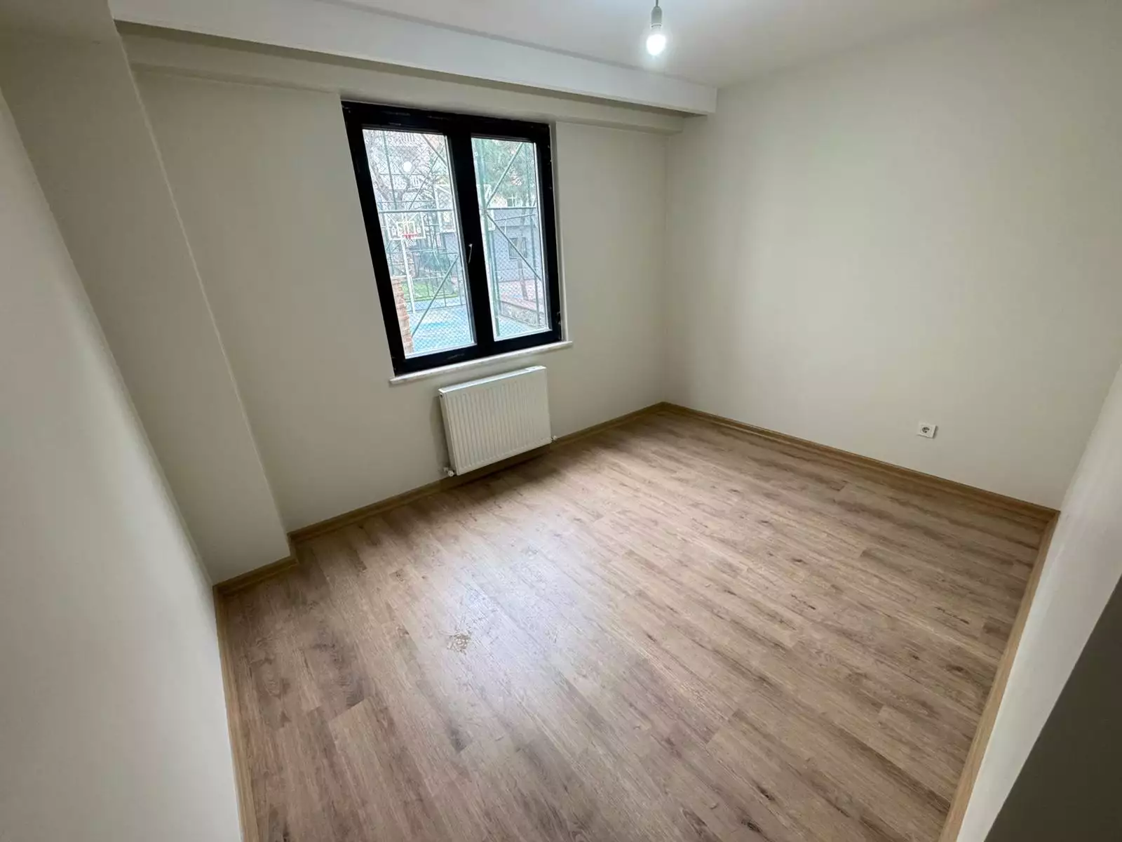 BEYOĞLU KASIMPAŞADA SIFIR YENİ BİNADA SATILIK 2+1 DAİRE