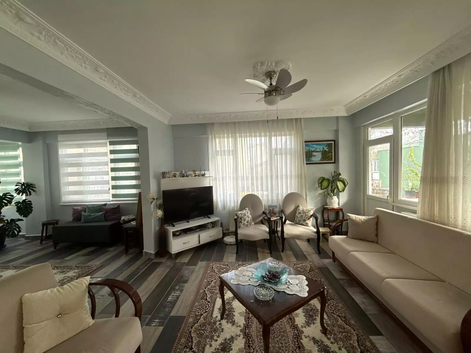 YENİKÖY'DE SAHİLE 100 METRE MESAFEDE SATILIK 2+1 DAİRE