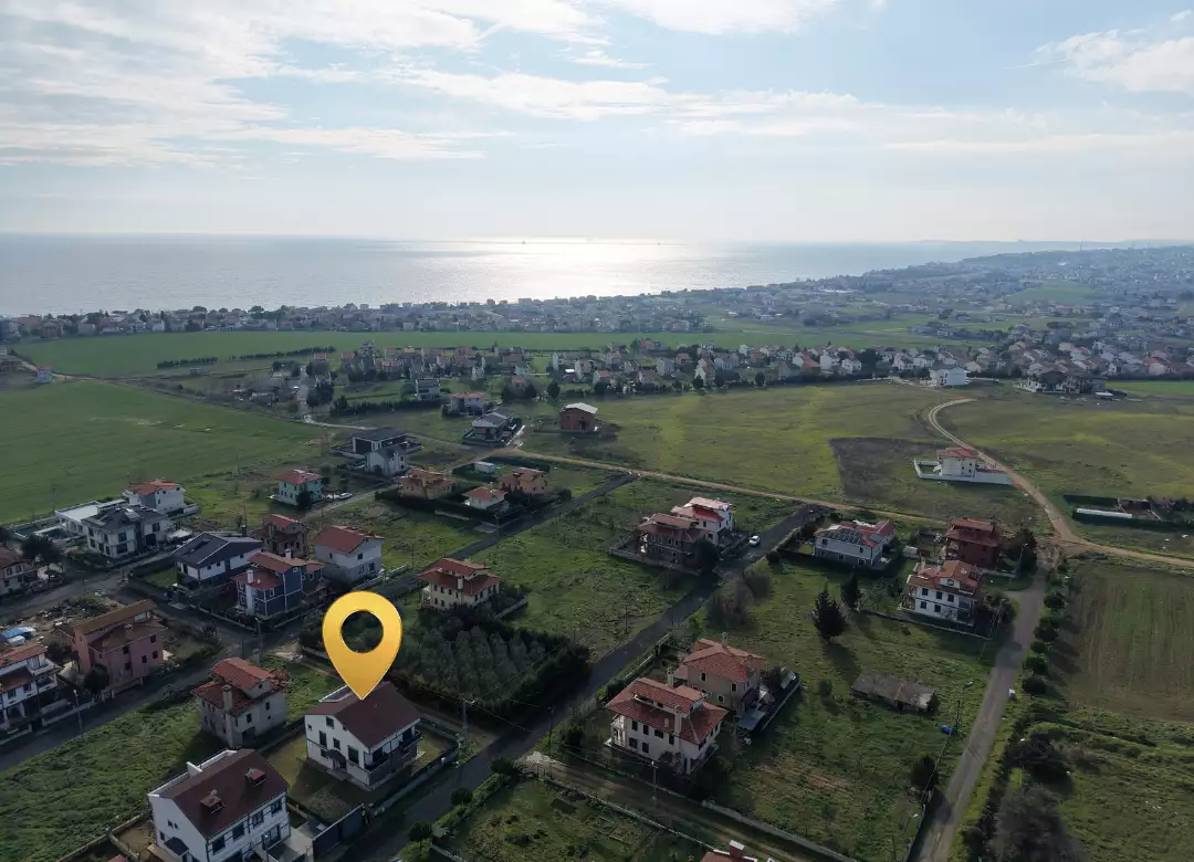 SİLİVRİDE DENİZ MANZARALI SATILIK SIFIR 7+2 LÜKS VİLLA