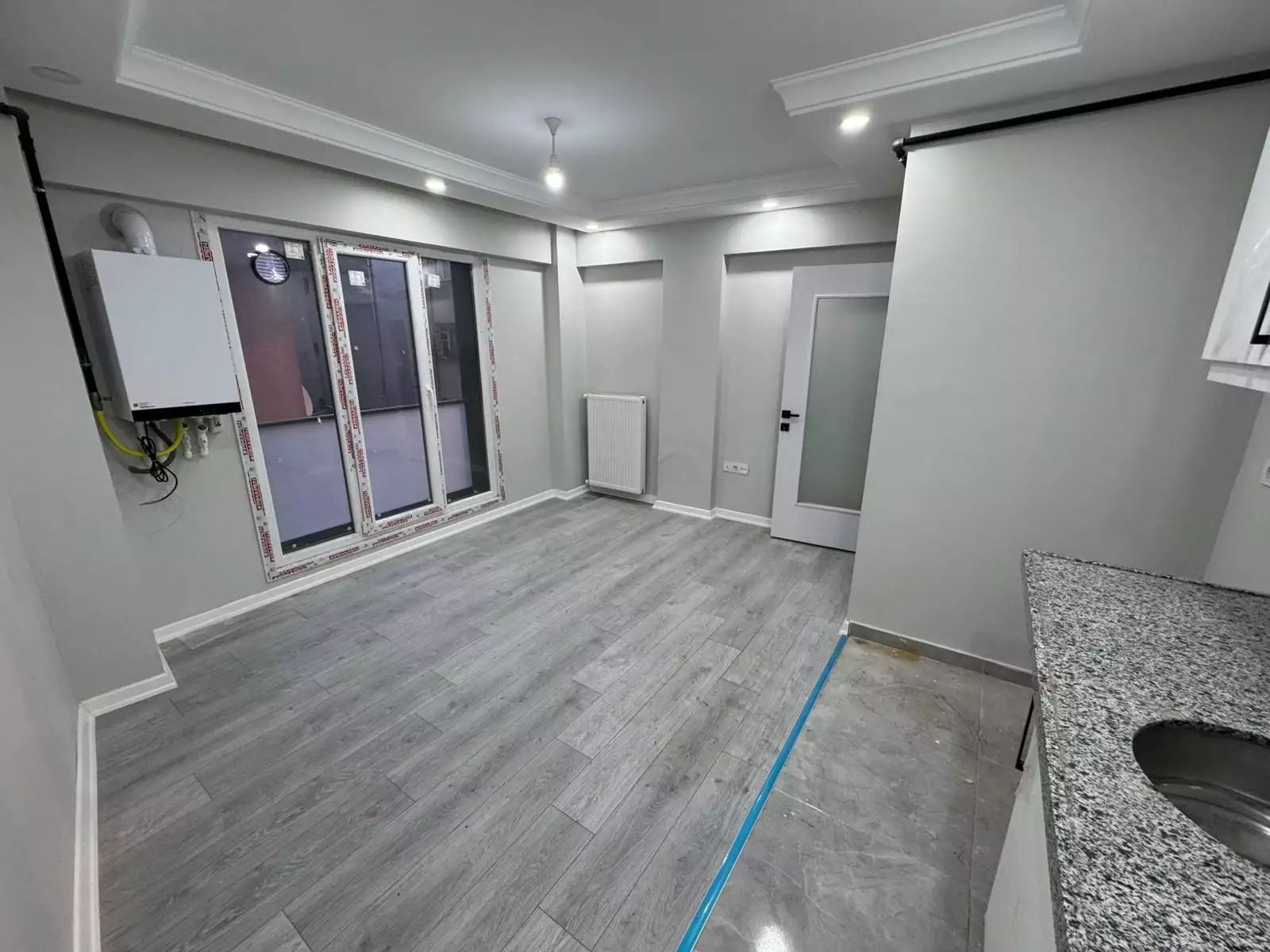 ORTABAYIRDA METROYA YAKIN YENİ BİNADA KİRALIK 2+1 DAİRE