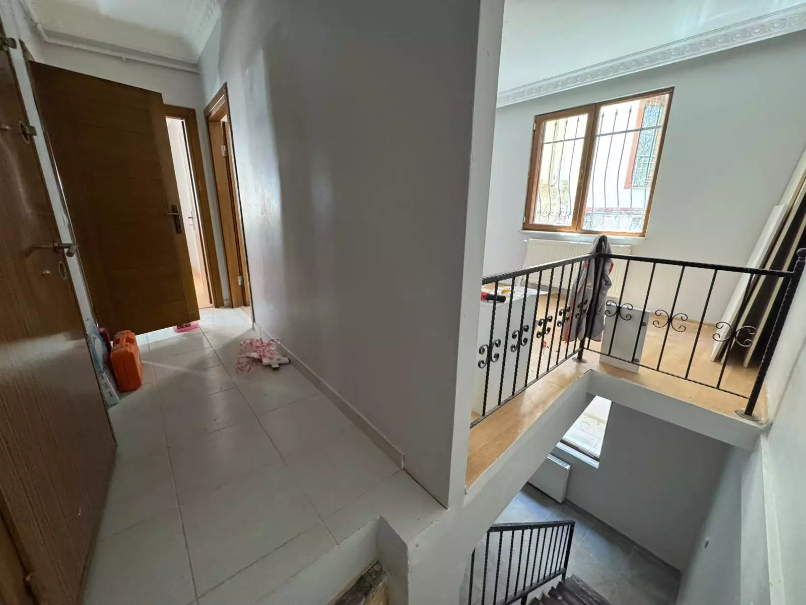ATAŞEHİR ÖRNEK MAHALLESİNDE SATILIK TERS DUBLEKS 3,5+1 DAİRE