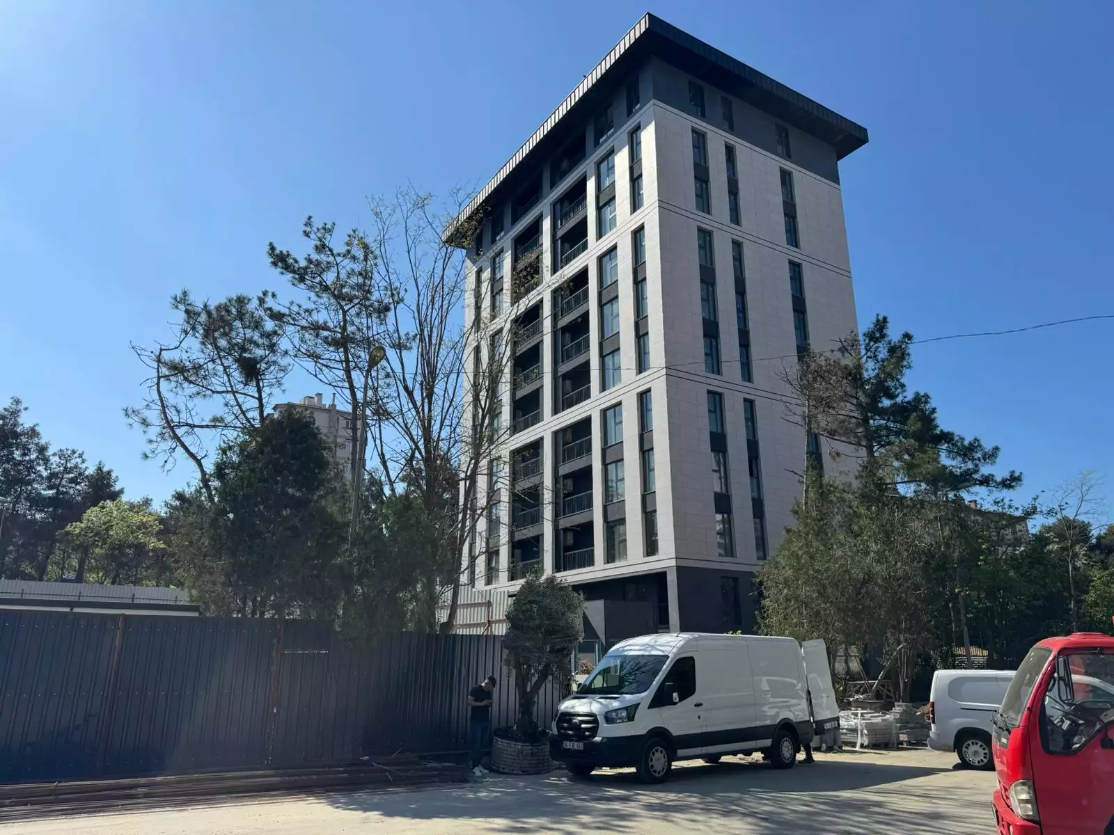 BEŞİKTAŞ YENİ LEVENT BÖLGESİNDE SIFIR BİNADA KİRALIK 2+1 DAİRE